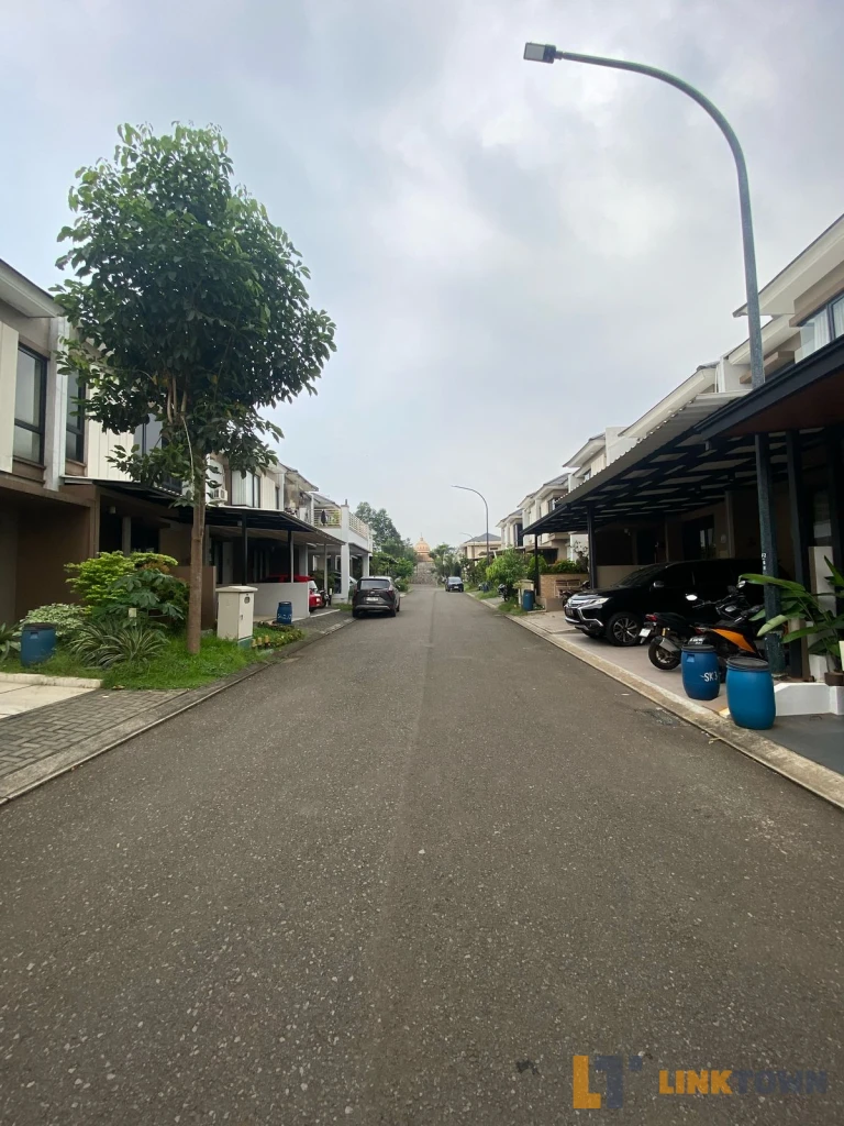 Linktown Kota Wisata Cibubur